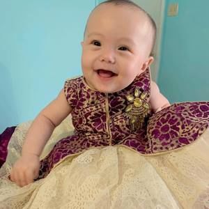 Meet your Posher, Maya